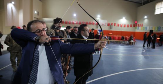 AFŞİN'DE TÜRK OKÇULUĞU KURSU AÇILDI