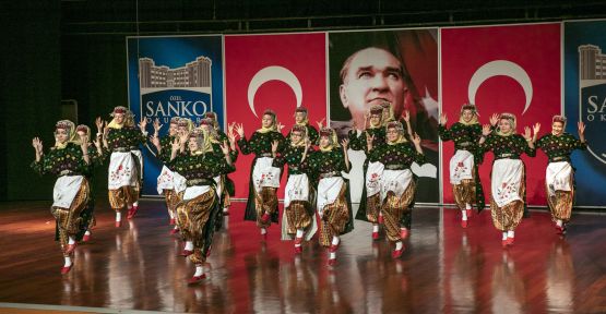 KURTULUŞ BAYRAMI SANKO OKULLARI’NDA COŞKUYLA KUTLANDI