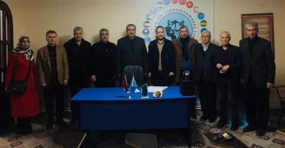 BÜTÜN BAYRAKLAR AZİZDİR, İLLÂKİ TÜRK BAYRAĞI!..