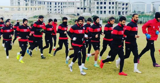 BÜLENT AKAN'DAN VANSPOR MAÇI ÖNCESİ ÖNEMLİ AÇIKLAMALAR!