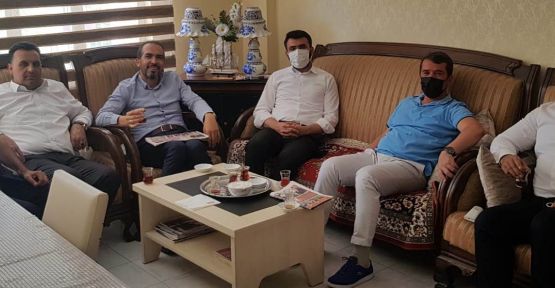 SİYASETİN NABZINI KİMLİK TUTTU!