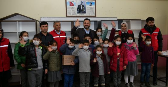 BAŞKAN GÜRBÜZ; “EĞİTİME VE ÖĞRENCİLERİMİZE DESTEKLERİMİZİ SÜRECEK”