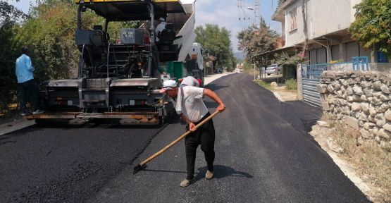 ANDIRIN’DA 6 MAHALLENİN GRUP YOLUNA ASFALT