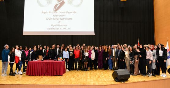 MİLLİ YÜZÜCÜLER ÖZTÜRK VE EROĞLU KSÜ’DE GENÇLERLE