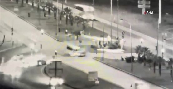 MİNİBÜS İLE OTOMOBİL ÇARPIŞTI: 2 ÖLÜ 4 YARALI