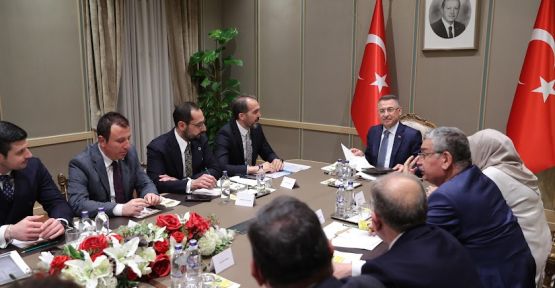 DEVLETİN ZİRVESİNE ÇIKARMA YAPILDI