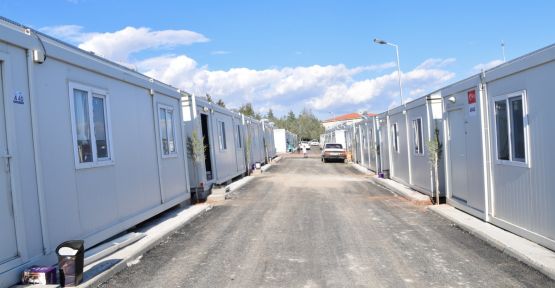 BAŞKAN GÜNGÖR; “GEÇİCİ BARINMA MERKEZLERİNİN KURULUMU SÜRÜYOR”