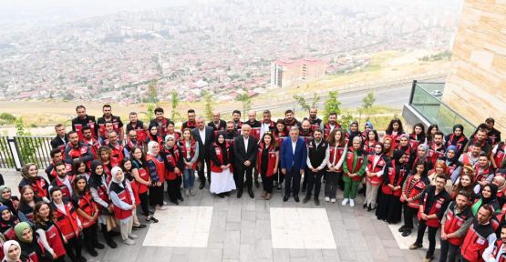 BAŞKAN GÜNGÖR; “BU ZORLU SÜRECİN ÜSTESİNDEN HEP BİRLİKTE GELECEĞİZ”