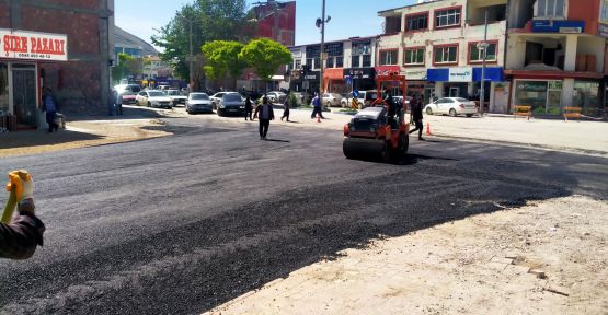 ELBİSTAN’DA YOL YENİLEME ÇALIŞMALARI