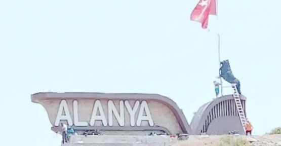 MARAŞ’IN BOZKURT’U ALANYA KALESİNDE