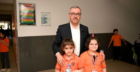 BAŞKAN GÜNGÖR, ÇOCUKLARIN HEYECANINA ORTAK OLDU