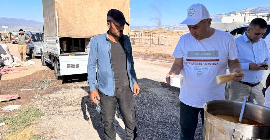 KURBAN SATIŞ NOKTASINDA ÇORBA İKRAMI