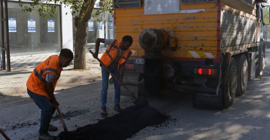 MEHMET AKİF’TE ALTYAPI SONRASI YOL ONARIMLARI