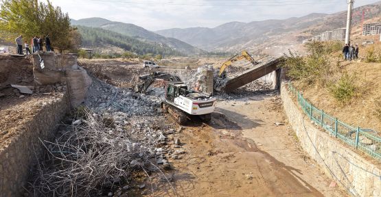 ŞEKEROBA’YA BÜYÜKŞEHİR’DEN YENİ KÖPRÜ