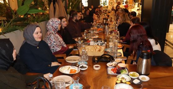 BAŞKAN KAYA: “GENÇ ECZACILARIMIZ GELECEĞİMİZDİR”