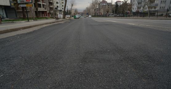 ASFALT MESAİSİNİ KESİNTİSİZ SÜRDÜREN BÜYÜKŞEHİR