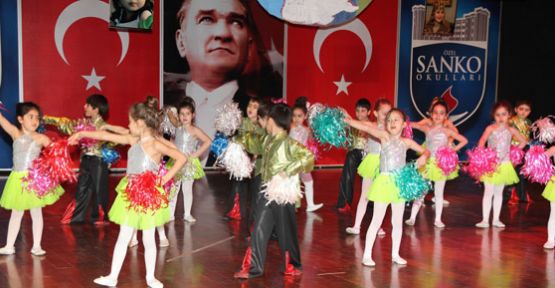 23 NİSAN BAYRAMI ÖZEL SANKO OKULLARI ’NDA COŞKUYLA KUTLANDI 