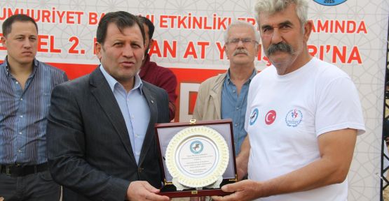 29 EKİM CUMHURİYET BAYRAMI ''2. RAHVAN AT YARIŞLARI'' YAPILDI