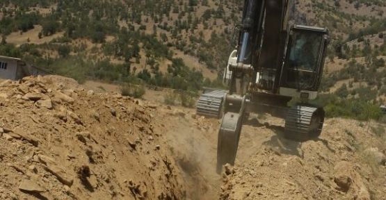 ANDIRIN’DA İÇME SUYU YATIRIMLARI DEVAM EDİYOR
