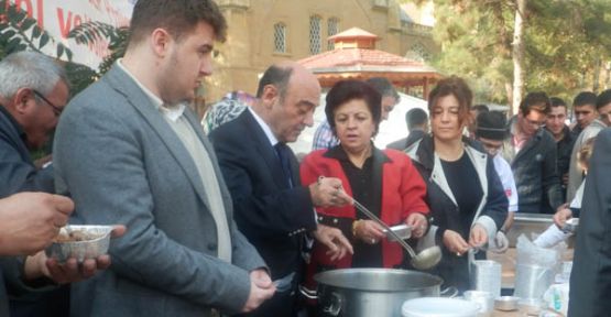 AŞURE MHP’DE YENİR