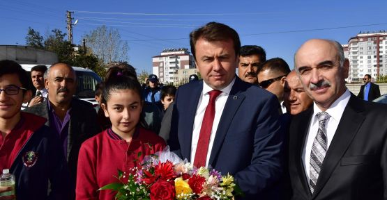 BAŞKAN ERKOÇ ESENTEPE ORTAOKULU’NDA