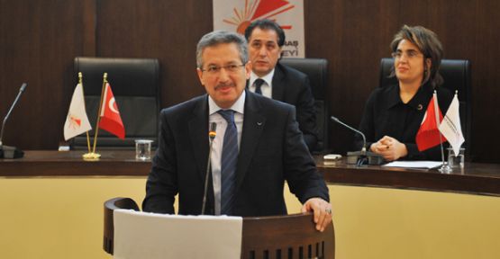 BAŞKAN POYRAZ’DAN GENEL KURUL’DA SUNUM