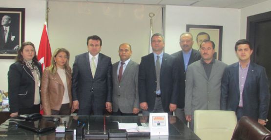 ÇİÇEĞİ BURNUNDA BAŞKAN ERKOÇ’U ZİYARET ETTİ