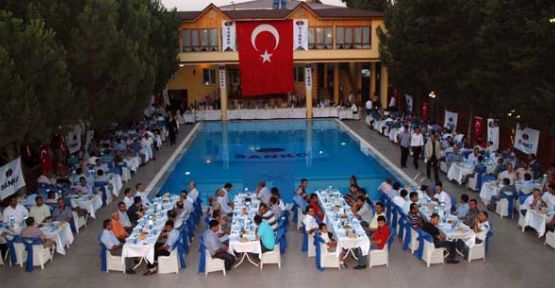 ÇİMKO NARLI ÇALIŞANLARI İFTARDA