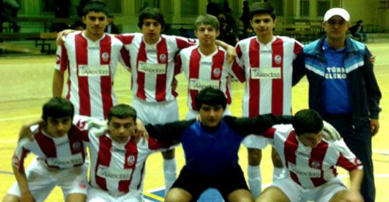 FUTSAL U-17'DE ŞAMPİYON K.MARAŞSPOR