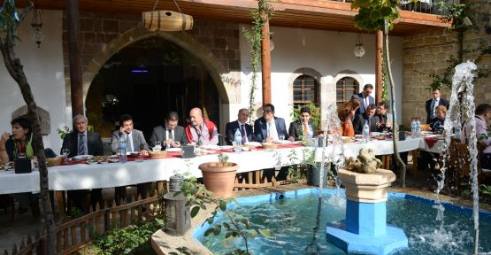 GASTRONOMİ UZMANI TURİST REHBERLER KAHRAMANMARAŞ'TA