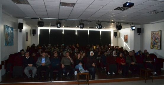 GÜZEL SANATLAR FAKÜLTESİNDE FİLM 