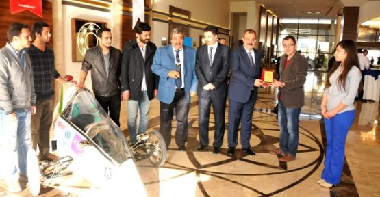 HİDROFISTIK EKİBİNDEN SANKO’YA PLAKET 