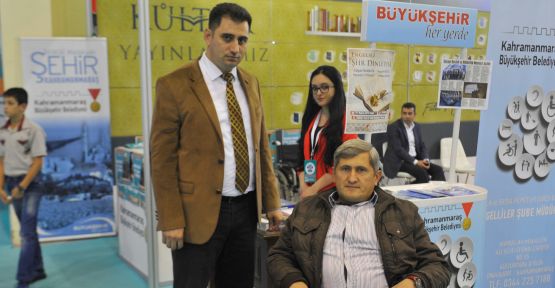KİTAP FUARI’NDA ENGELLİLERE HİZMET