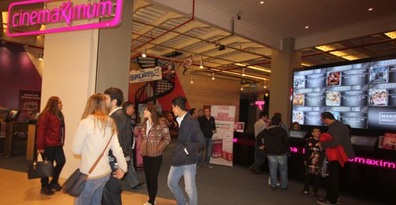 K.MARAŞLI ÇOCUKLAR, AYAS İÇİN  PİAZZA’YA AKIN EDİYOR