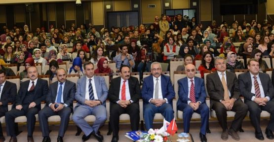 KSÜ, 24 KASIM ÖĞRETMENLER GÜNÜNÜ ŞİİRLE KUTLADI