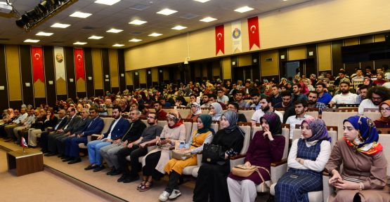 KSÜ’DE, ‘BİR SOSYOLOĞUN GÖZÜYLE YAŞANILAN DÜNYA DİNLERİ’