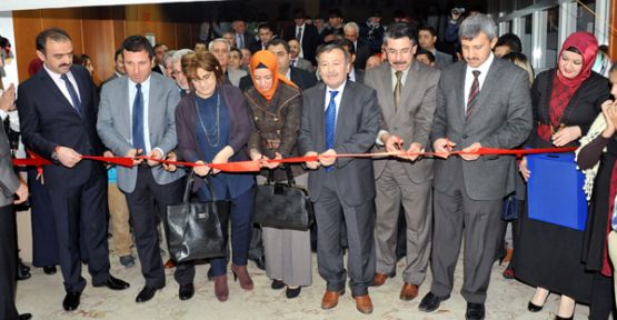 KURSİYERLER SERTİFİKALARINI ALDILAR