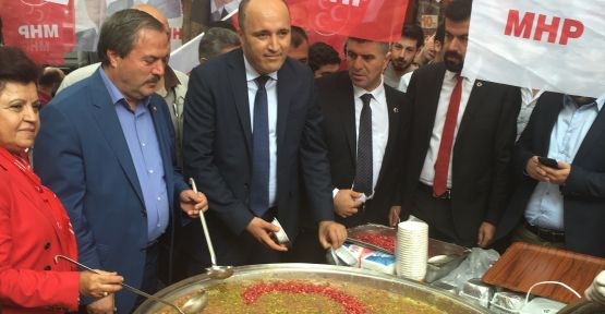 MHP DULKADİROĞLU TEŞKİLATINDAN AŞURE İKRAMI