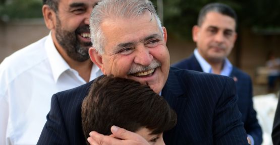 ONİKİŞUBAT BELEDİYE BAŞKANI HANEFİ MAHÇİÇEK’İN YENİ YIL MESAJI