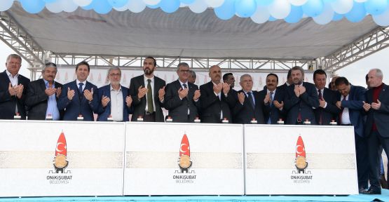 ONİKİŞUBAT BELEDİYESİ TARAFINDAN YAPTIRILACAK OLAN, DÖNGELE İ.H.ORTAOKULUNUN TEMELİ, BAŞBAKAN YARDIMCISI KAYNAK’IN KATILDIĞI TÖRENLE ATILDI