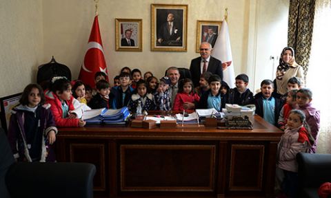 ONİKİŞUBAT’IN MİNİK KONUKLARI