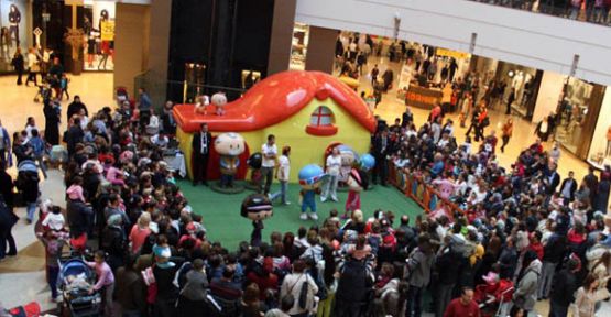 PEPEE SANKO PARK’TA MİNİK ZİYARETÇİLERİN AKININA UĞRADI