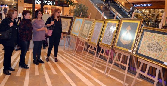 PİAZZA’DA EBRU SERGİSİ SANATSEVERLERE AÇILDI 