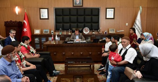 ŞAMPİYONLAR BÜYÜKŞEHİR’DE