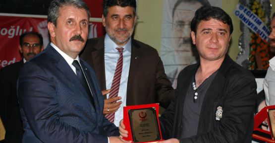 ŞEHİT LİDER YAZICIOĞLU ANISINA DHA'YA 2 BASIN ÖDÜLÜ
