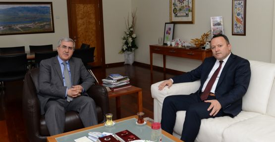 SGK KAHRAMANMARAŞ İL MÜDÜRÜ AKBALABAN, ÜNİVERSİTEMİZ REKTÖRÜ PROF. DR. NİYAZİ CAN’I ZİYARET ETTİ