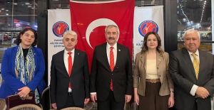 PAKSOYLAR VAKFI SARAYDA İFTAR VERDİ