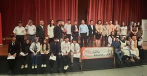 FATİH ANADOLU LİSESİNDEN TİYATRO OYUNU