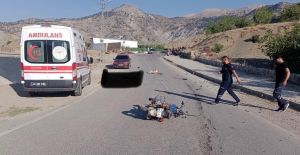 KAMYONETİN ÇARPTIĞI MOTOSİKLET SÜRÜCÜSÜ ÖLDÜ