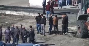 FABRİKA SAHİBİNİ TEK YUMRUKLA NAKAVT...